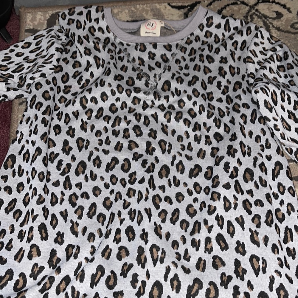 Cheetah print Crewneck